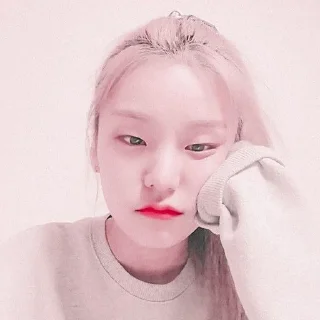🦋 emoji ⋆  ̥ hwang yeji — @lilhyunjin Telegram sticker 6 of 45