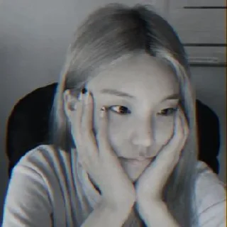 🖤 emoji Hwang Yeji @kiwtikel Telegram sticker 9 of 20