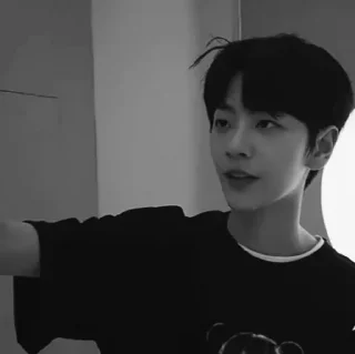 🕷 emoji Liu meng dark Telegram sticker 18 of 22