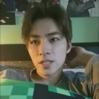 🤞 emoji @abimaanyu as xiaojun Telegram sticker 8 of 75