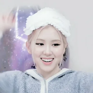 Sticker from r᥆᥉ᥱ ρ᥉d – @BiyyuRpw