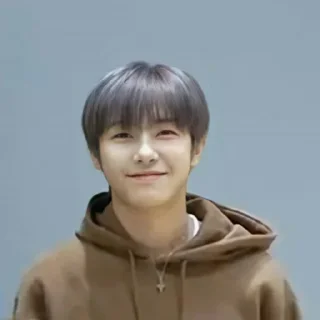 😊 emoji @iDarrean as Huang Renjun Telegram sticker 6 of 81