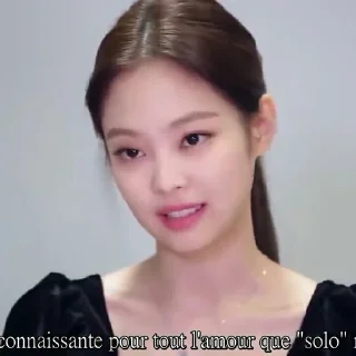 Sticker from Kim Jennie @aesthaticgirll