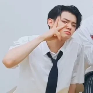 Sticker from @choiyeocjun sticker