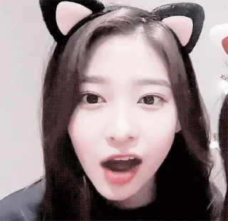 🥯 emoji ⌁ MINJU ✶ @STICKERNCT ⋆ ᵕ̈ Telegram sticker 18 of 38
