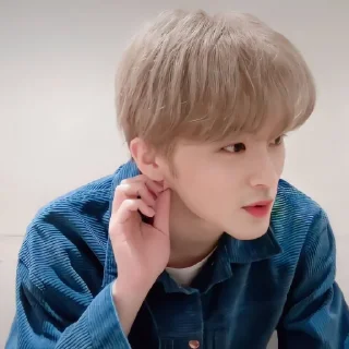 🎸 emoji ＃. Mark Lee ✗ @StickerNct★ Telegram sticker 22 of 35