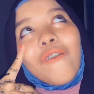 🍒 emoji Fatimah Halilintar @stikerrpiunflit Telegram sticker 18 of 25