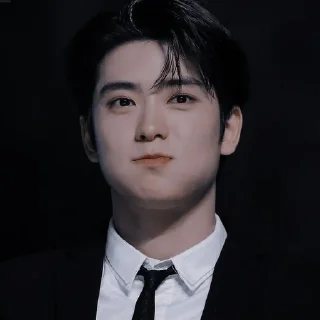 Sticker from 𝐣𝐚𝐞𝐡𝐲𝐮𝐧 𝐝𝐚𝐫𝐤 - @molecii