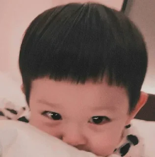 🥺 emoji baby yuan @busanpridee Telegram sticker 7 of 32