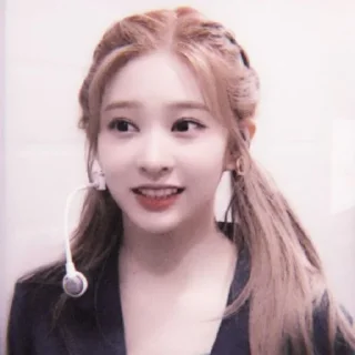 💗 emoji ❏⃟۪۪۪⃛⃟꒲kim minju by @CCUTIESTBABY ◍𑂺ི⸼ Telegram sticker 5 of 50