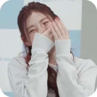 Sticker from chaeryeong @Fluttershy_yz