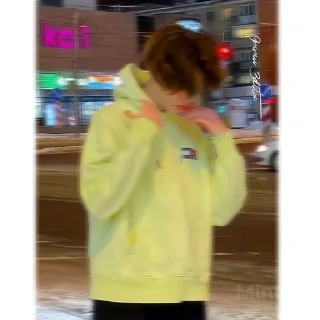 🧥 emoji 𝐁𝐑𝐎𝐊𝐄𝐍 @ALONE_DPZ_EDITZ @ALONEBOYSL Telegram sticker 23 of 63