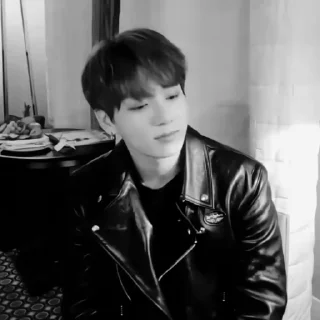 Sticker from 𝗗𝗼𝗻'𝘁 𝗰𝗼𝗽𝘆 𝗺𝘆 𝗳𝗹𝗼𝘄~!-@WOMANIZERJEON