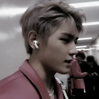 Sticker from lee taeyong @JANEKIMBBY