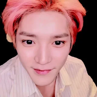 Sticker from LEE TAEYONG @leviosastory