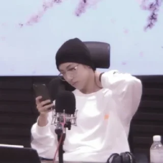 📻 emoji renjun radio 🎙 Telegram sticker 18 of 55