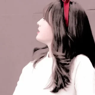 Sticker from ★ ˖ jeon somi @stickerrroleplayer