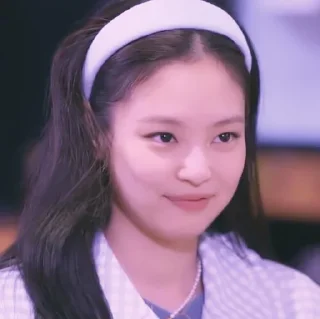 🍰 emoji Jennie @O96JNNIEST x @Runahduda Telegram sticker 3 of 25
