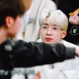 🎈 emoji @zjeonghan by @towebmbot Telegram sticker 18 of 44