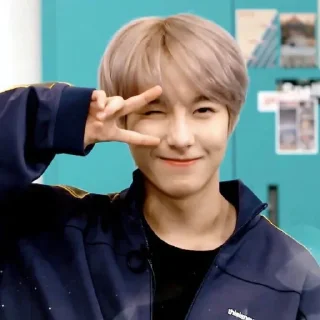 🥰 emoji Renjun baby Telegram sticker 15 of 21