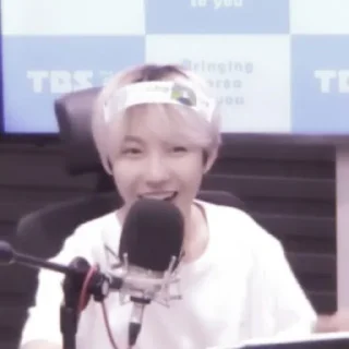 📻 emoji renjun radio 🎙 Telegram sticker 12 of 55