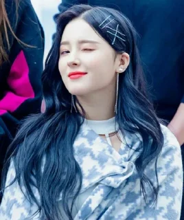 😉 emoji Nancy Momoland Telegram sticker 10 of 36