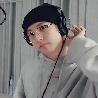 Sticker from ༄Renjun - @postshitt