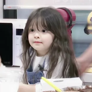 Sticker from ხᥱᥱ ხᥲᥱᥣᥲ᥊ꚕιᥱ – @bbibeel