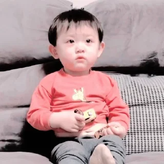 Sticker from baby yuan @nightshit