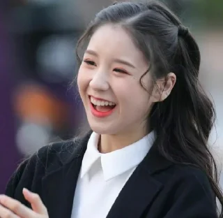 Sticker from Heejin @Bitnaslva