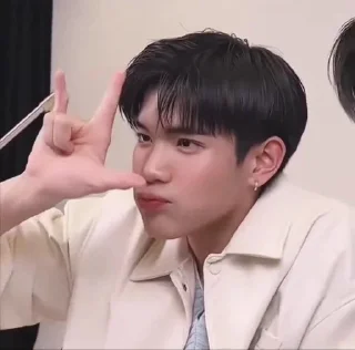 🐣 emoji 🐣 𝐅𝐨𝐮𝐫𝐭𝐡 𝐍𝐚𝐭𝐭𝐚𝐰𝐚𝐭 🐣 @ywenfenn Telegram sticker 16 of 50