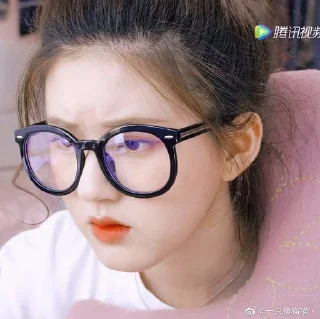 💋 emoji Zhao lusi Telegram sticker 5 of 42