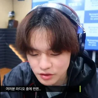 Sticker from — zhong chenle ˖࣪ ·﹆ @gicelyra
