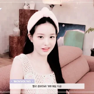 Sticker from wonyoung ⋆ @scabils