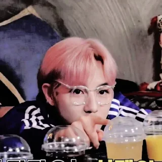 🦊 emoji ◜huang renjun ! ─ @petualangcilik Telegram sticker 16 of 22