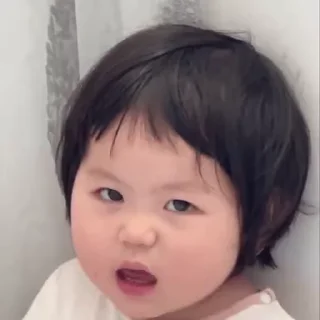 🥰 emoji 表情摇一摇 @yaoyiyaoxiaokeai Telegram sticker 19 of 50