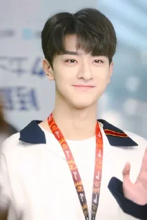😊 emoji Lin Yi✨ Telegram sticker 18 of 18