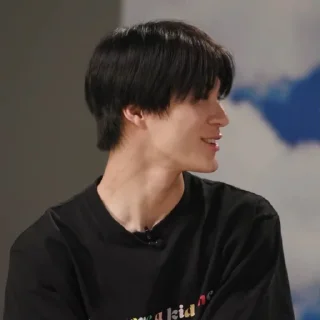 Sticker from 「 LEE JENO / @stickerjeno 」 ❐┊