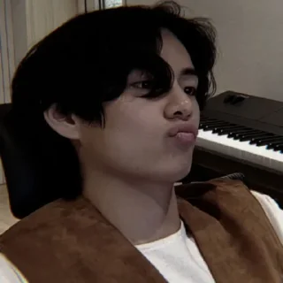 🎲 emoji KIM TAEHYUNG : : @VANTAESEX Telegram sticker 10 of 70