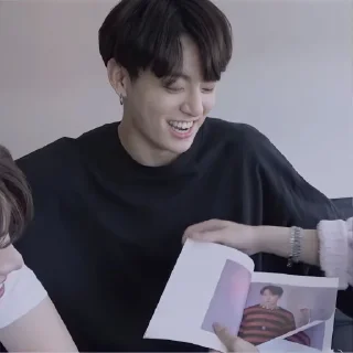 Sticker from ☆ jungkook — @jeonvo.cøm