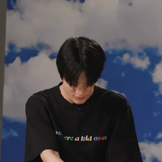 Sticker from 「 LEE JENO / @stickerjeno 」 ❐┊