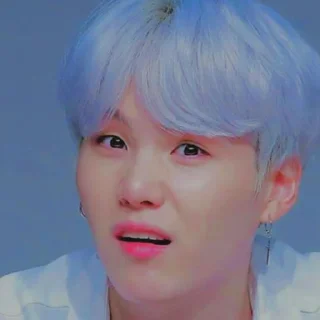Sticker from suga [ @viochxrr ]