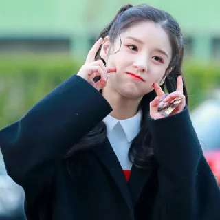 🔏 emoji Jeon Heejin · @liachy Telegram sticker 20 of 42
