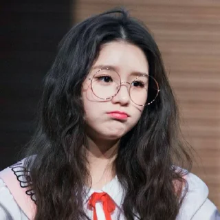 🔏 emoji Jeon Heejin · @liachy Telegram sticker 10 of 42