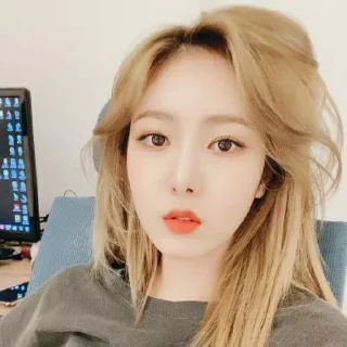 💼 emoji Sinb · @liachy Telegram sticker 5 of 45