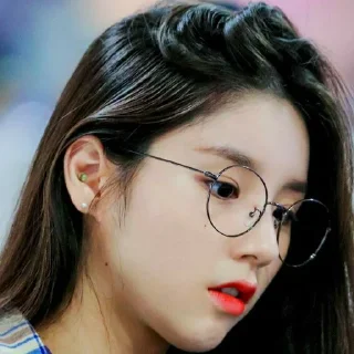 Sticker from Jeon Heejin · @liachy