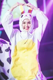 ❤️ emoji Somi Telegram sticker 13 of 49