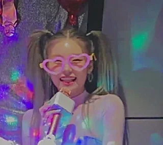 🕶 emoji Yeji Telegram sticker 11 of 13