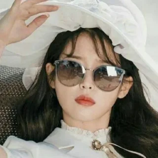 🦋 emoji IU indo Telegram sticker 13 of 60
