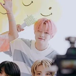 Sticker from ꩜. chenle by @stickernct